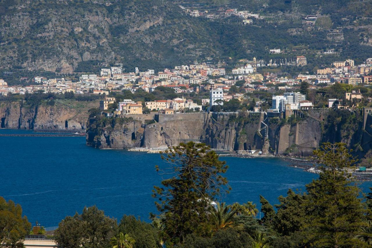 Atlantic Palace Hotel (Adults Only) Sorrento Exterior photo