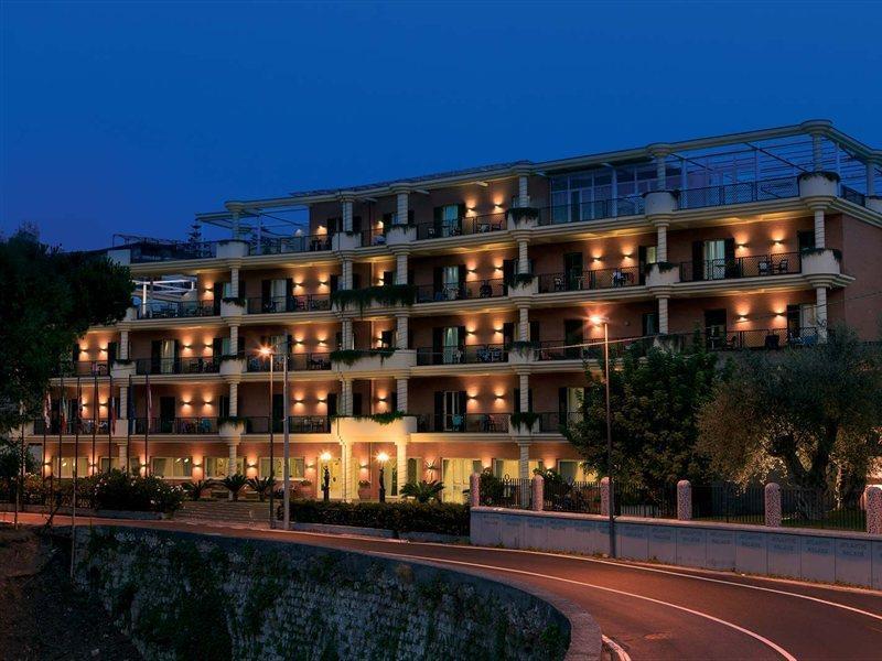 Atlantic Palace Hotel (Adults Only) Sorrento Exterior photo